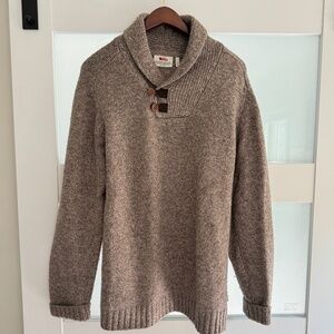 Fjallraven men's wool sweater.  Size M.